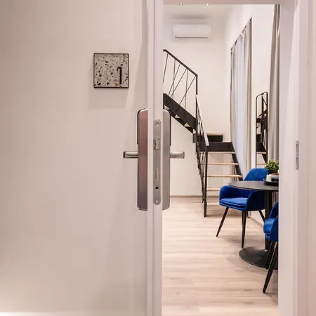 E44 - Erzsebet Boulevard - Location By Bqa * Budapeşte