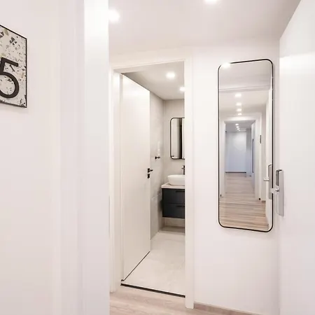 Appartement E44 - Erzsebet Boulevard - Location By Bqa Budapest