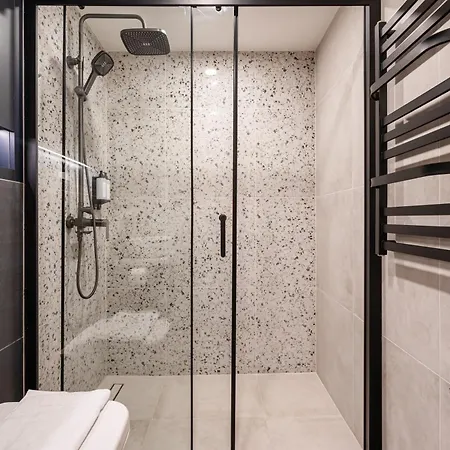 Daire E44 - Erzsebet Boulevard - Location By Bqa Budapeşte