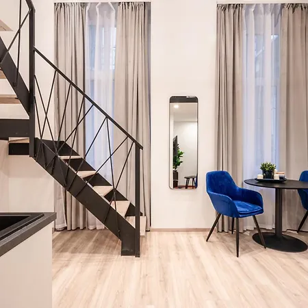 E44 - Erzsebet Boulevard - Location By Bqa Daire *