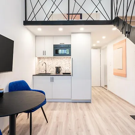 E44 - Erzsébet Boulevard - Location By Bqa Appartement *